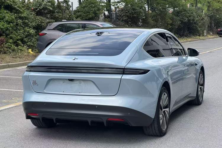 Used Nio ET5 2022 75 kWh Exterior 6