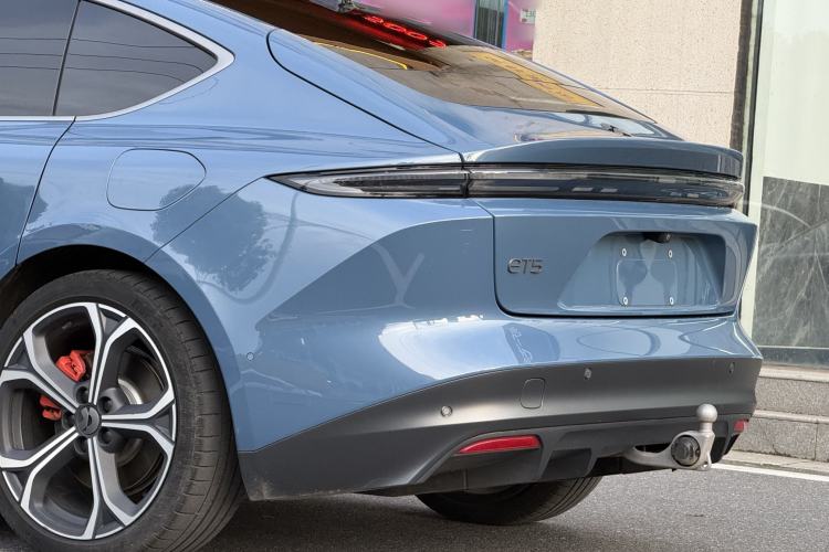 Used Nio ET5 2022 75 kWh Exterior 7