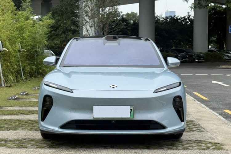 Used Nio ET5 2022 75 kWh Exterior 8