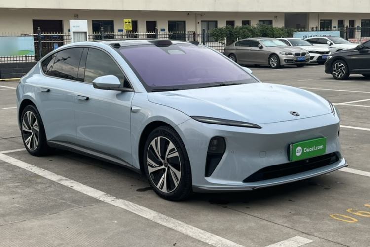 Used Nio ET5 2022 75 kWh Exterior 8