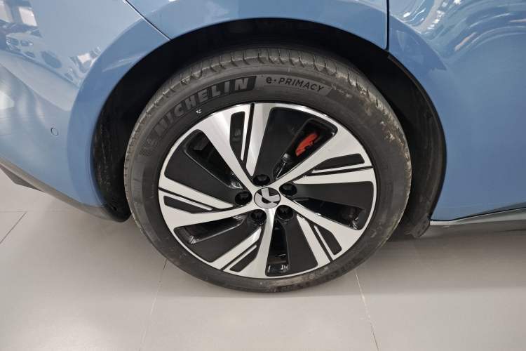 Used Nio ET5 2022 75 kWh Exterior 8