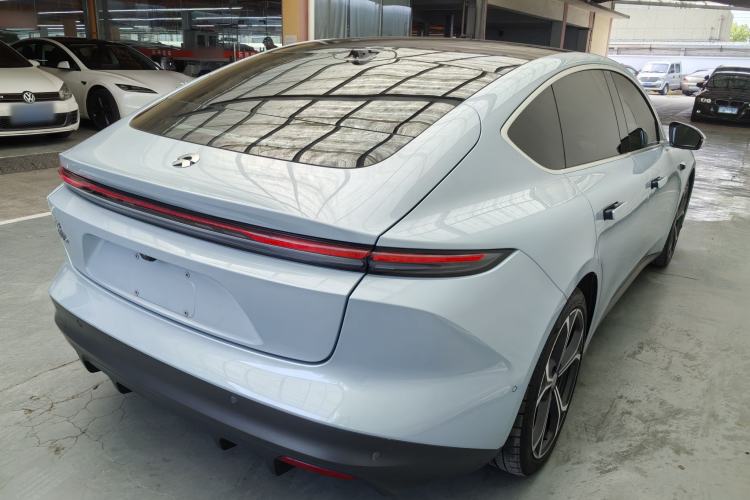 Used Nio ET5 2022 75 kWh Exterior 9