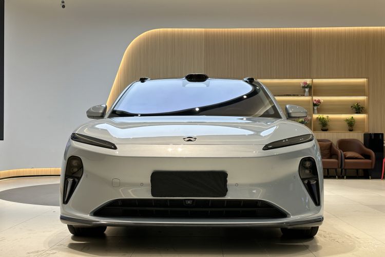 Used Nio ET5 2022 75 kWh Front