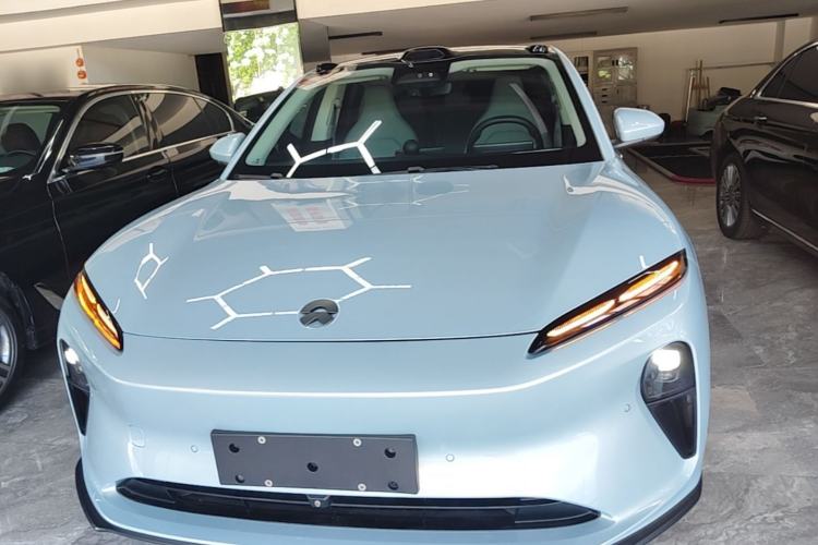 Used Nio ET5 2022 75 kWh Front