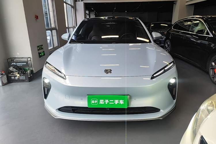 Used Nio ET5 2022 75 kWh Front