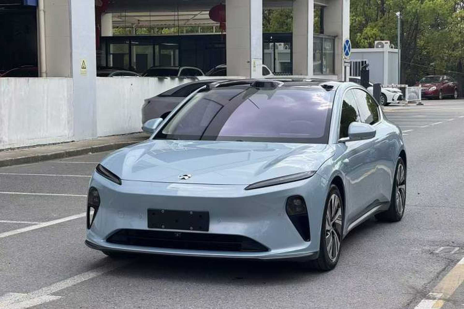 Used Nio ET5 2022 75 kWh Front Left 45 Deg