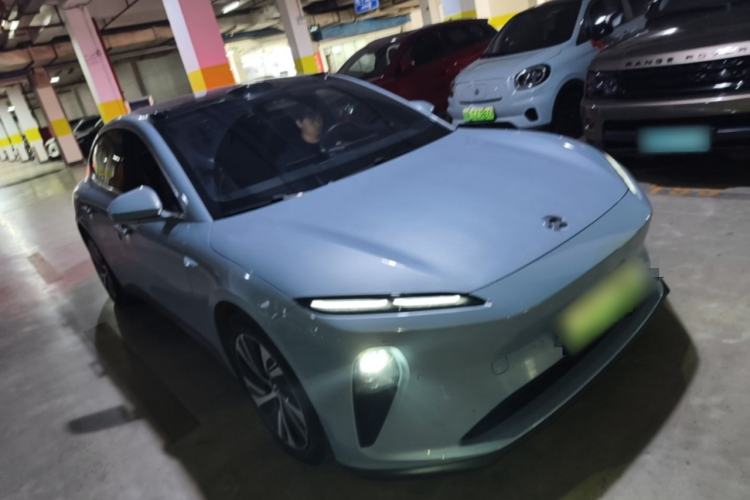Used Nio ET5 2022 75 kWh Front Right 45 Deg