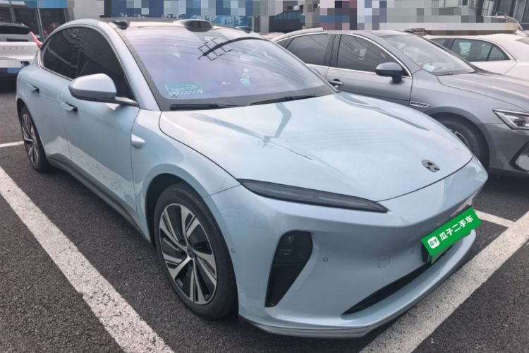 Used Nio ET5 2022 75 kWh Front Right 45 Deg