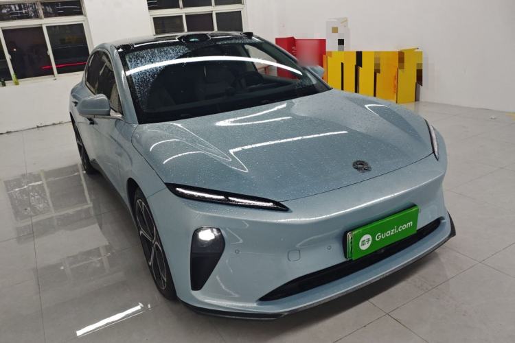 Used Nio ET5 2022 75 kWh Front Right 45 Deg
