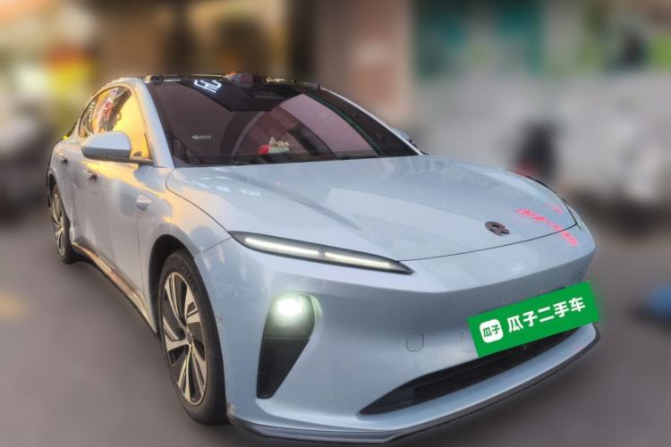 Used Nio ET5 2022 75 kWh Front Right 45 Deg