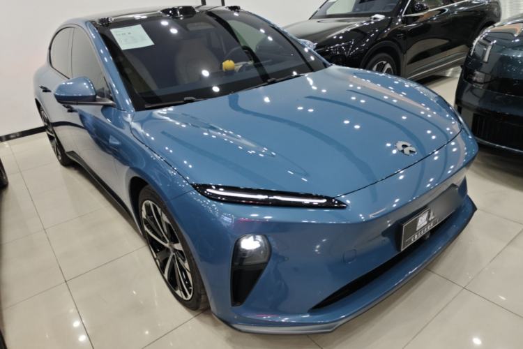 Used Nio ET5 2022 100 kWh Front Right 45 Deg