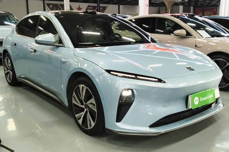 Used Nio ET5 2022 75 kWh Front Right 45 Deg