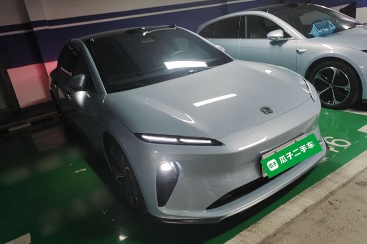 Used Nio ET5 2022 75 kWh Front Right 45 Deg