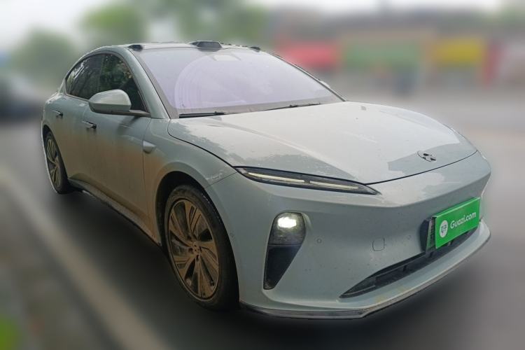 Used Nio ET5 2022 75 kWh Front Right 45 Deg