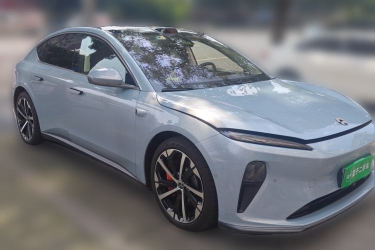 Used Nio ET5 2022 75 kWh Front Right 45 Deg