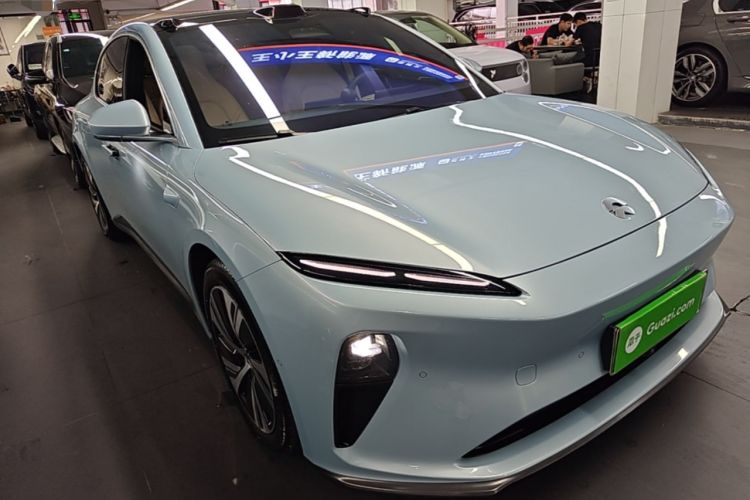 Used Nio ET5 2022 75 kWh Front Right 45 Deg