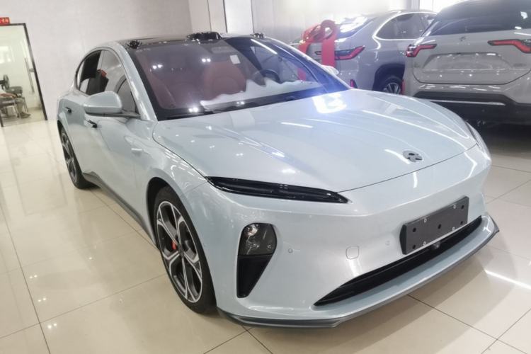 Used Nio ET5 2022 75 kWh Front Right 45 Deg