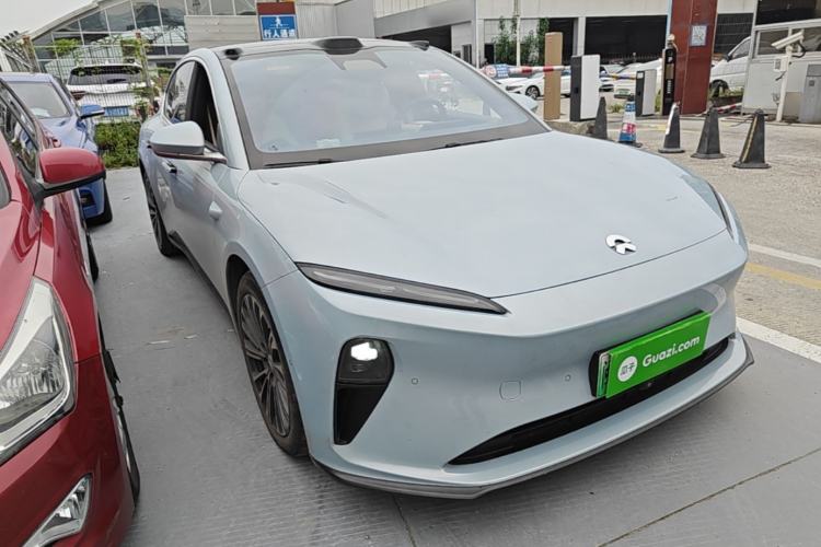 Used Nio ET5 2022 75 kWh Front Right 45 Deg