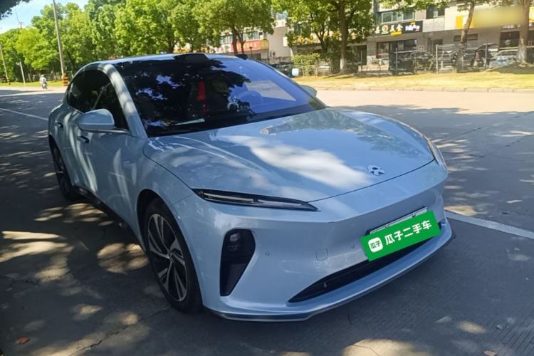 Used Nio ET5 2022 75 kWh Front Right 45 Deg