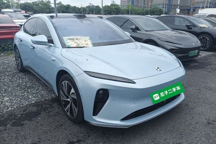 Used Nio ET5 2022 75 kWh Front Right 45 Deg