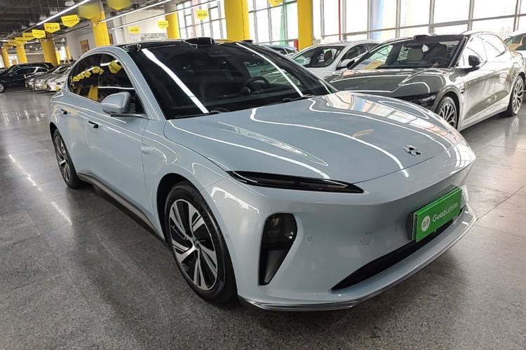 Used Nio ET5 2022 75 kWh Front Right 45 Deg