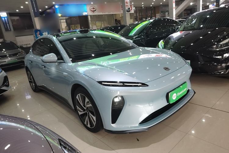 Used Nio ET5 2022 75 kWh Front Right 45 Deg