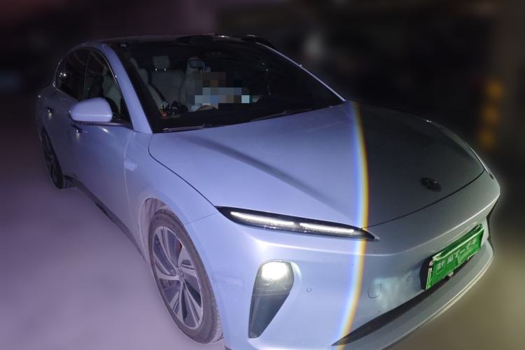Used Nio ET5 2022 75 kWh Front Right 45 Deg