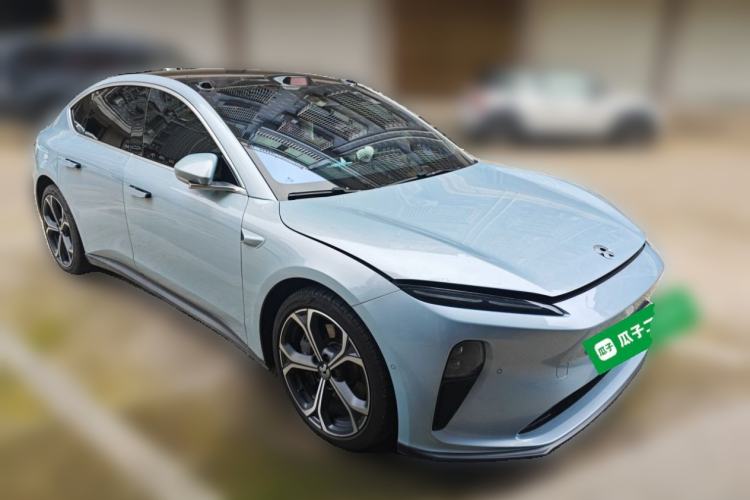 Used Nio ET5 2022 75 kWh Front Right 45 Deg