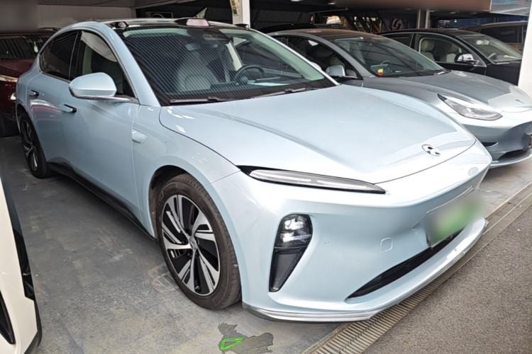 Used Nio ET5 2022 75 kWh Front Right 45 Deg