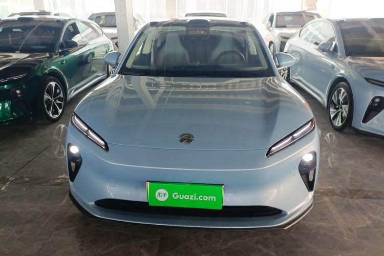 Used Nio ET5 2022 75 kWh Front