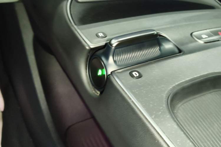 Used Nio ET5 2022 75 kWh Gear Lever