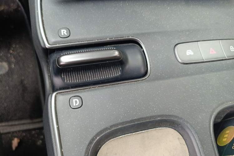 Used Nio ET5 2022 75 kWh Gear Lever