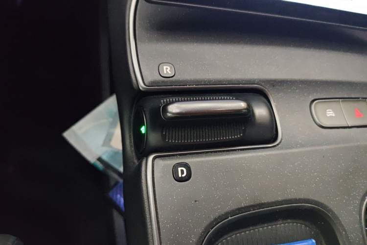 Used Nio ET5 2022 75 kWh Gear Lever