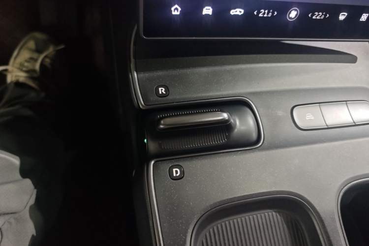 Used Nio ET5 2022 75 kWh Gear Lever