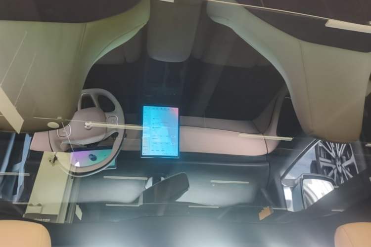 Used Nio ET5 2022 75 kWh Headliner