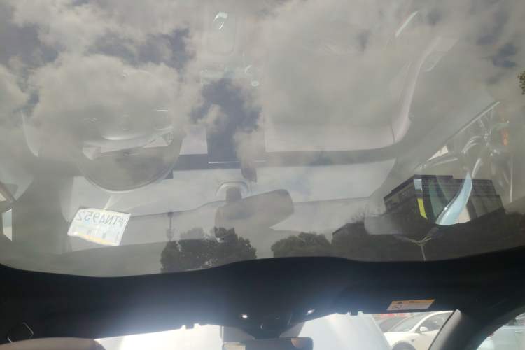 Used Nio ET5 2022 75 kWh Headliner