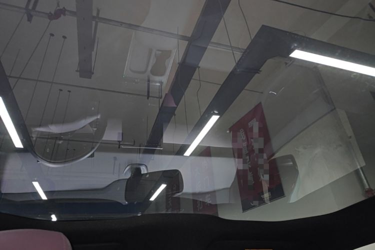 Used Nio ET5 2022 75 kWh Headliner