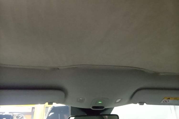 Used Nio ET5 2022 75 kWh Headliner