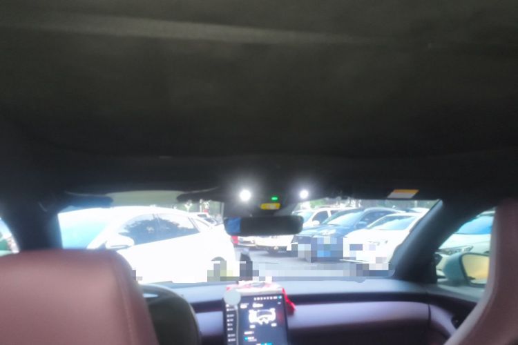 Used Nio ET5 2022 75 kWh Headliner