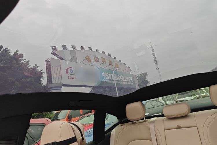 Used Nio ET5 2022 75 kWh Headliner