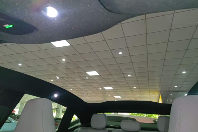 Used Nio ET5 2022 75 kWh Headliner