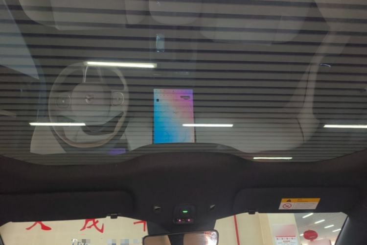 Used Nio ET5 2022 75 kWh Headliner