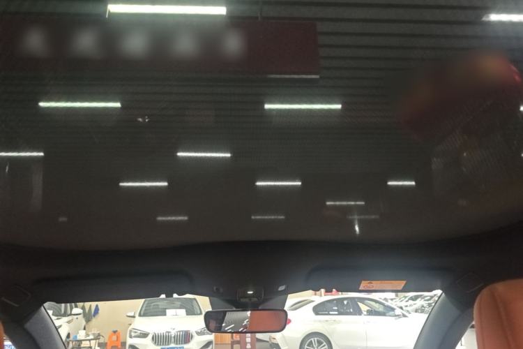 Used Nio ET5 2022 75 kWh Headliner