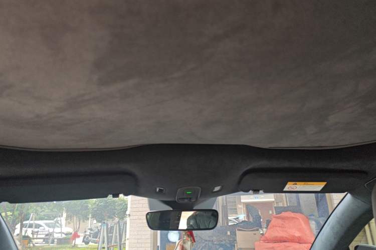 Used Nio ET5 2022 75 kWh Headliner