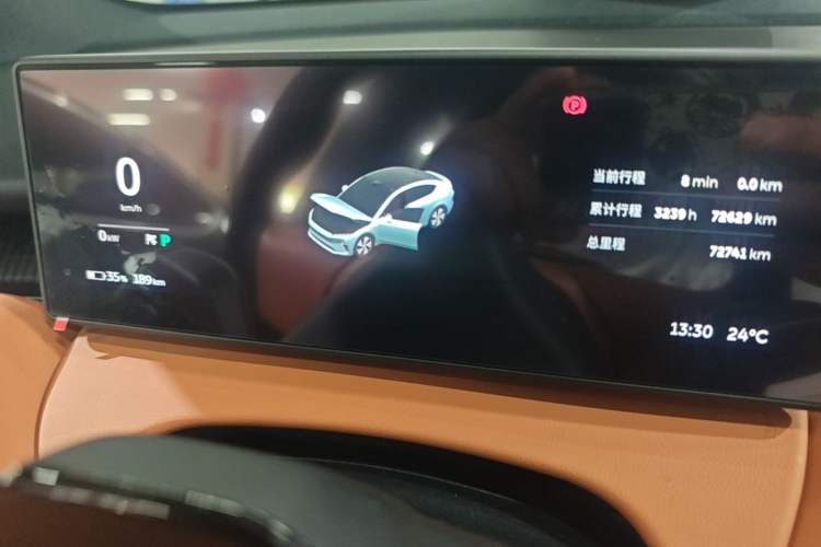 Used Nio ET5 2022 75 kWh Instrument Cluster