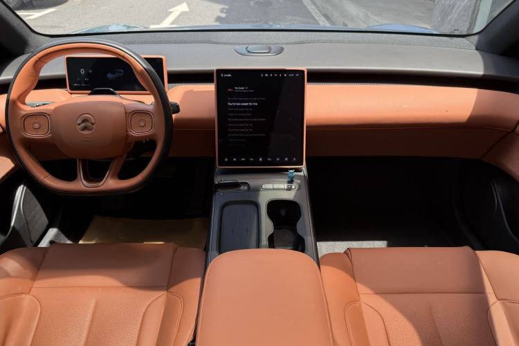 Used Nio ET5 2022 75 kWh Interior 1