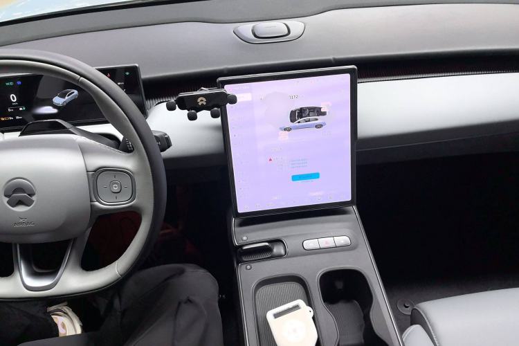 Used Nio ET5 2022 75 kWh Interior 2
