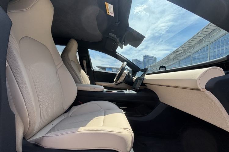Used Nio ET5 2022 75 kWh Interior 2