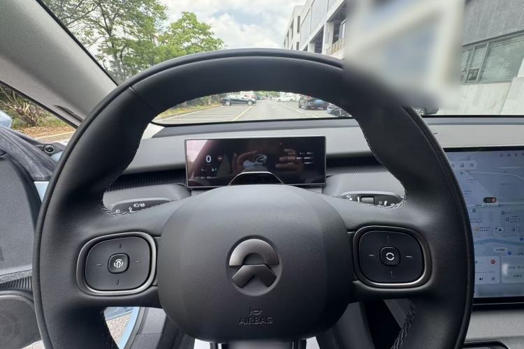 Used Nio ET5 2022 75 kWh Interior 2