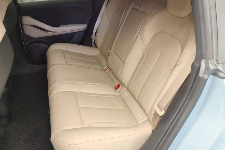 Used Nio ET5 2022 75 kWh Interior 3